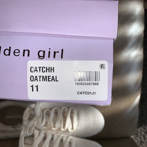 NIB Madden Girl Catch Sneakers - Picture 7 of 8